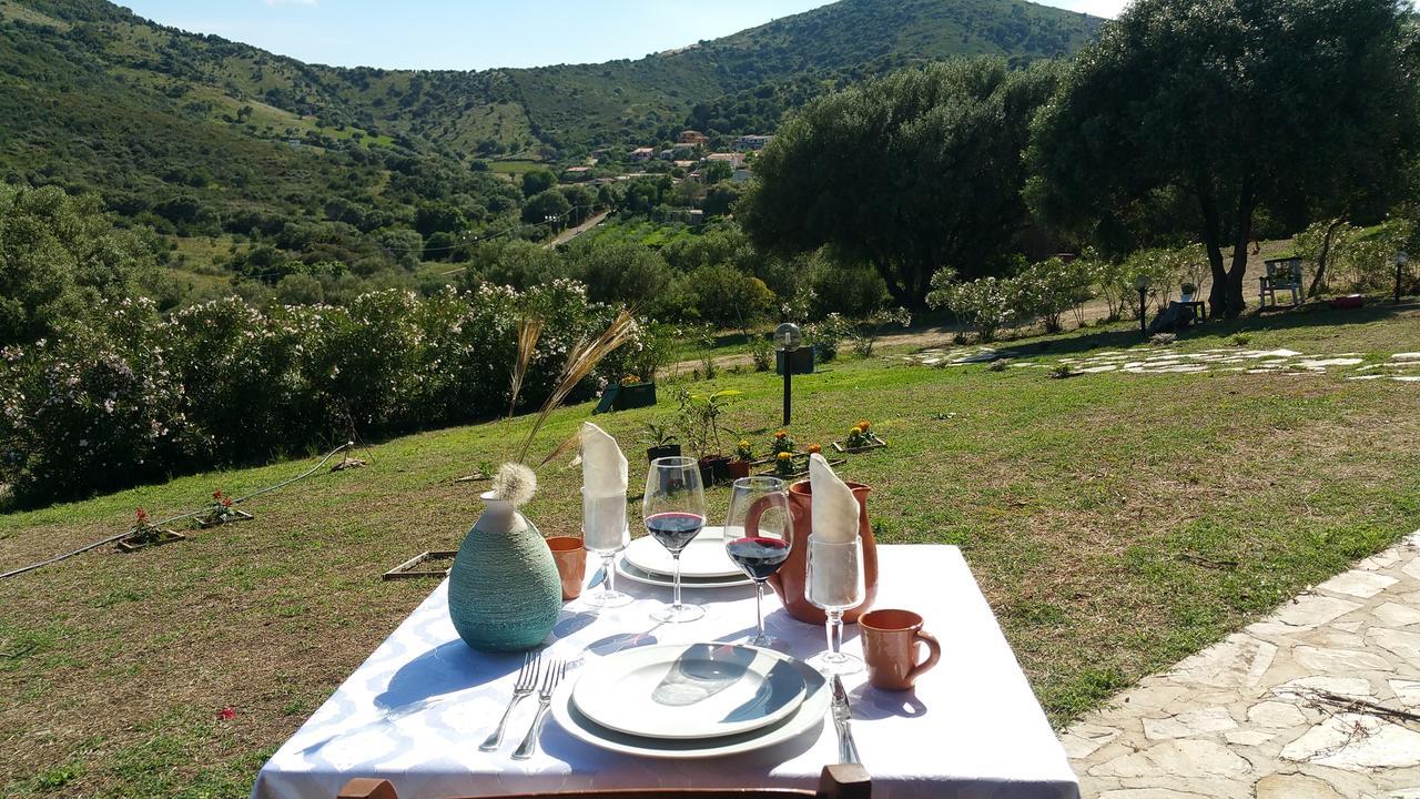 Вилла Agriturismo Sorres Будони Экстерьер фото
